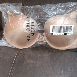 Victoria Secret Bombshell Bra